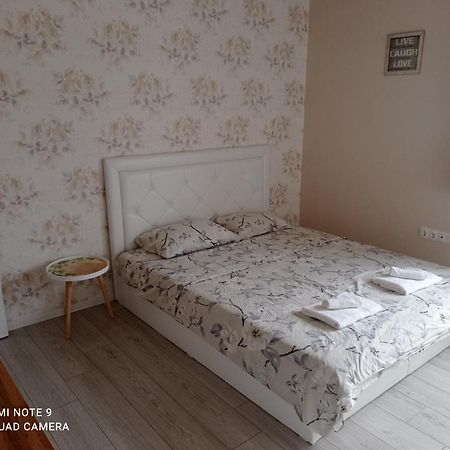 Уютна Къща Lägenhet Sliven Exteriör bild